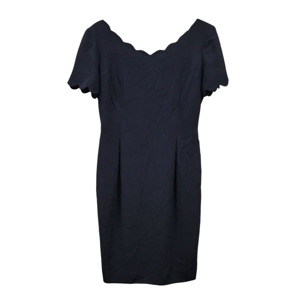 Maggy London V-neck Front & Back Knee-length Dress Black Size 6 Fully Lined